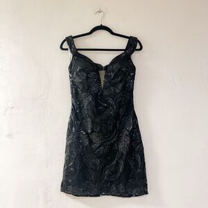 Sophia Thomas Homecoming Sequin Mini Dress in Black Size 4